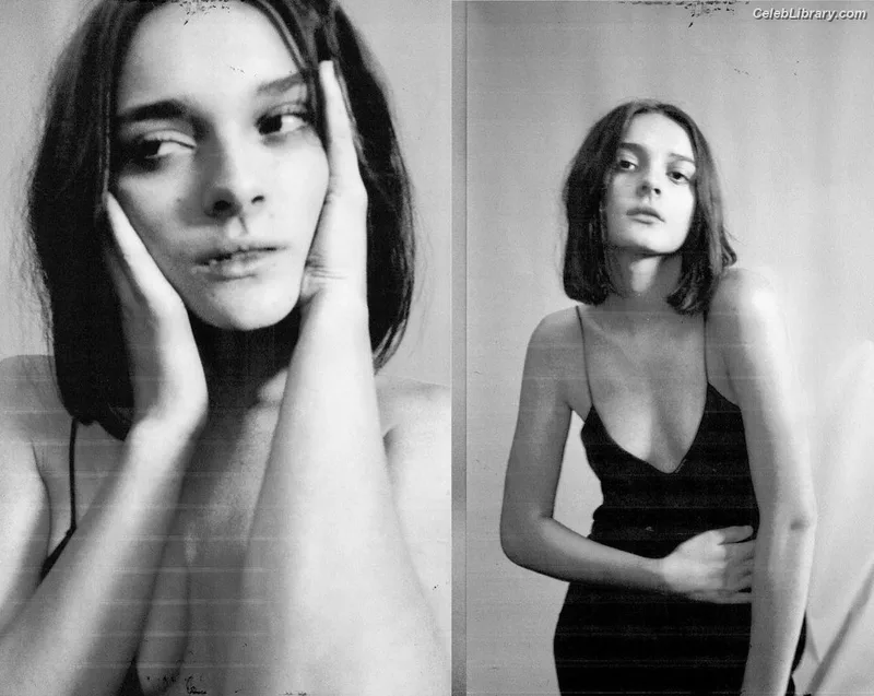 Charlotte Lawrence photo 16 of 714