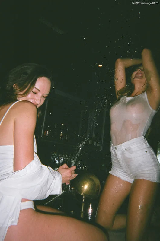 Charlotte Lawrence photo 8 of 714