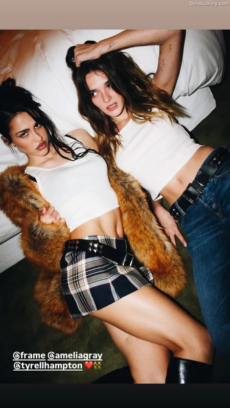 Charlotte Lawrence photo 19 of 714