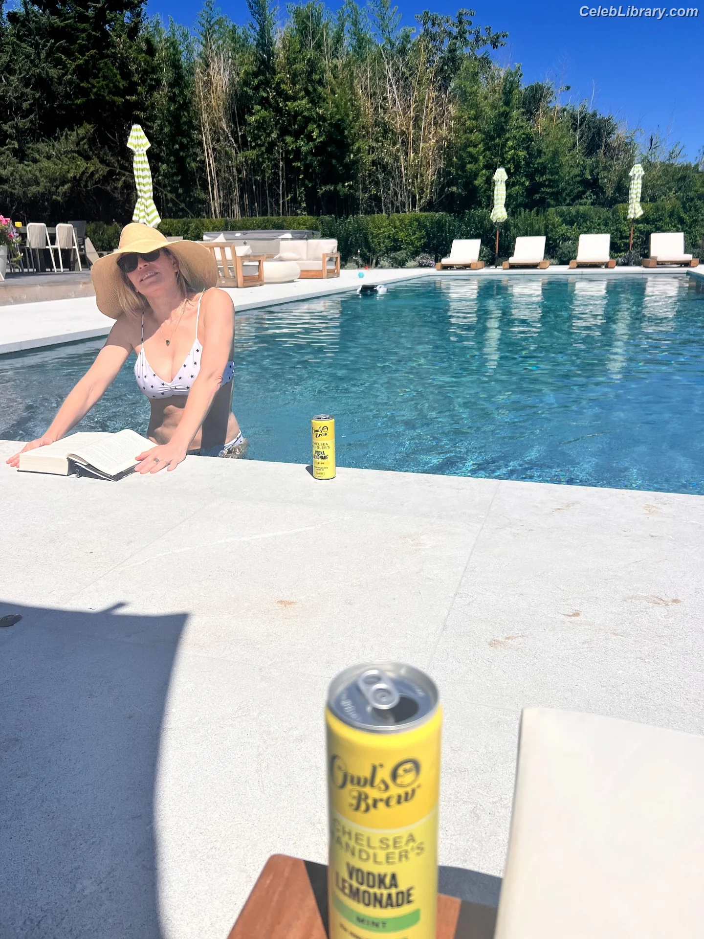 Chelsea Handler photo 9 of 84