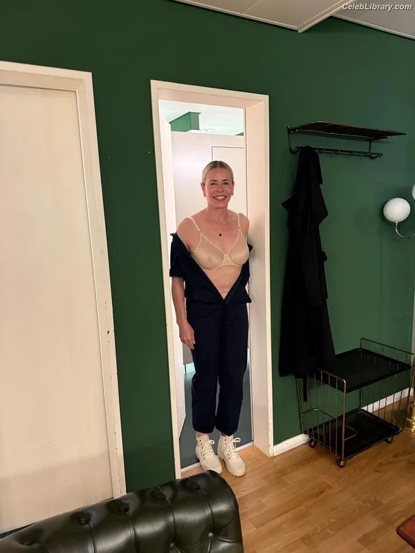 Chelsea Handler photo 4 of 85