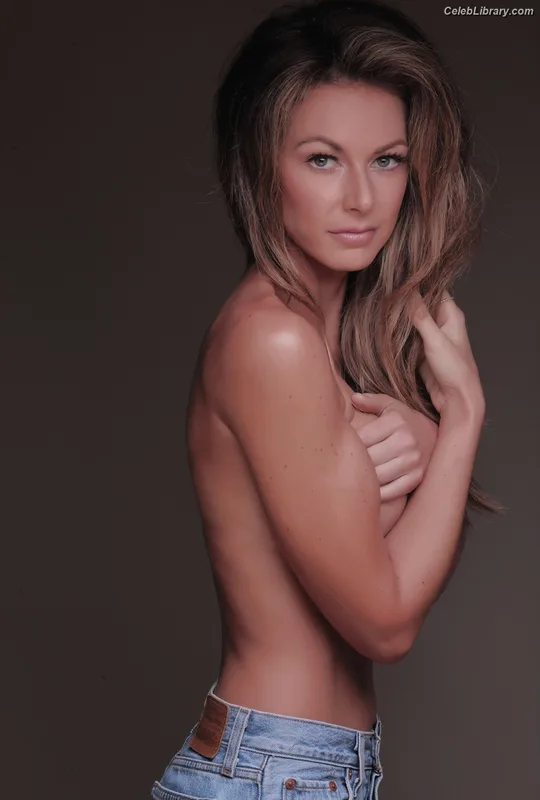 Chelsea Meissner photo 2 of 53
