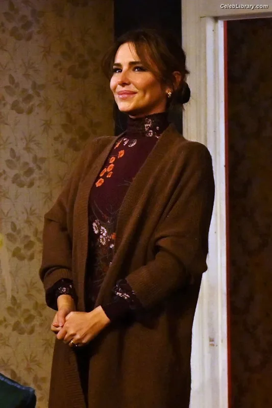 Cheryl Cole photo 7 of 233