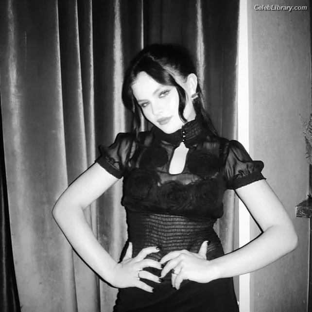 Chiara Aurelia photo 23 of 153