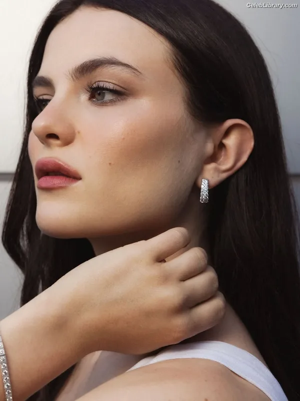 Chiara Aurelia photo 5 of 153