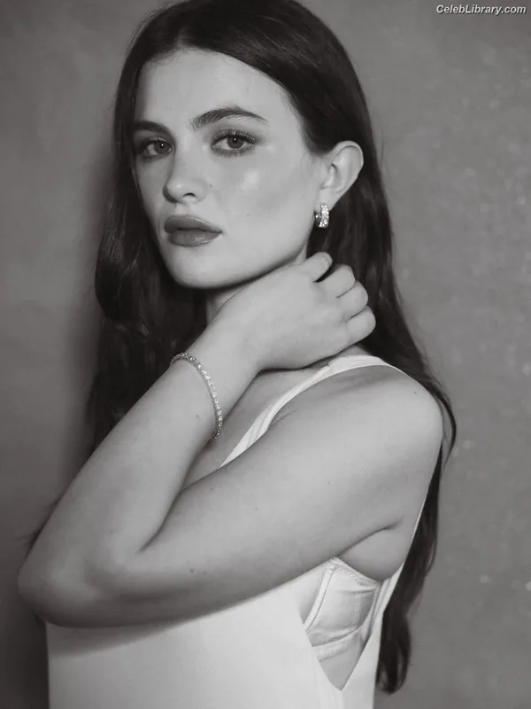 Chiara Aurelia photo 10 of 153