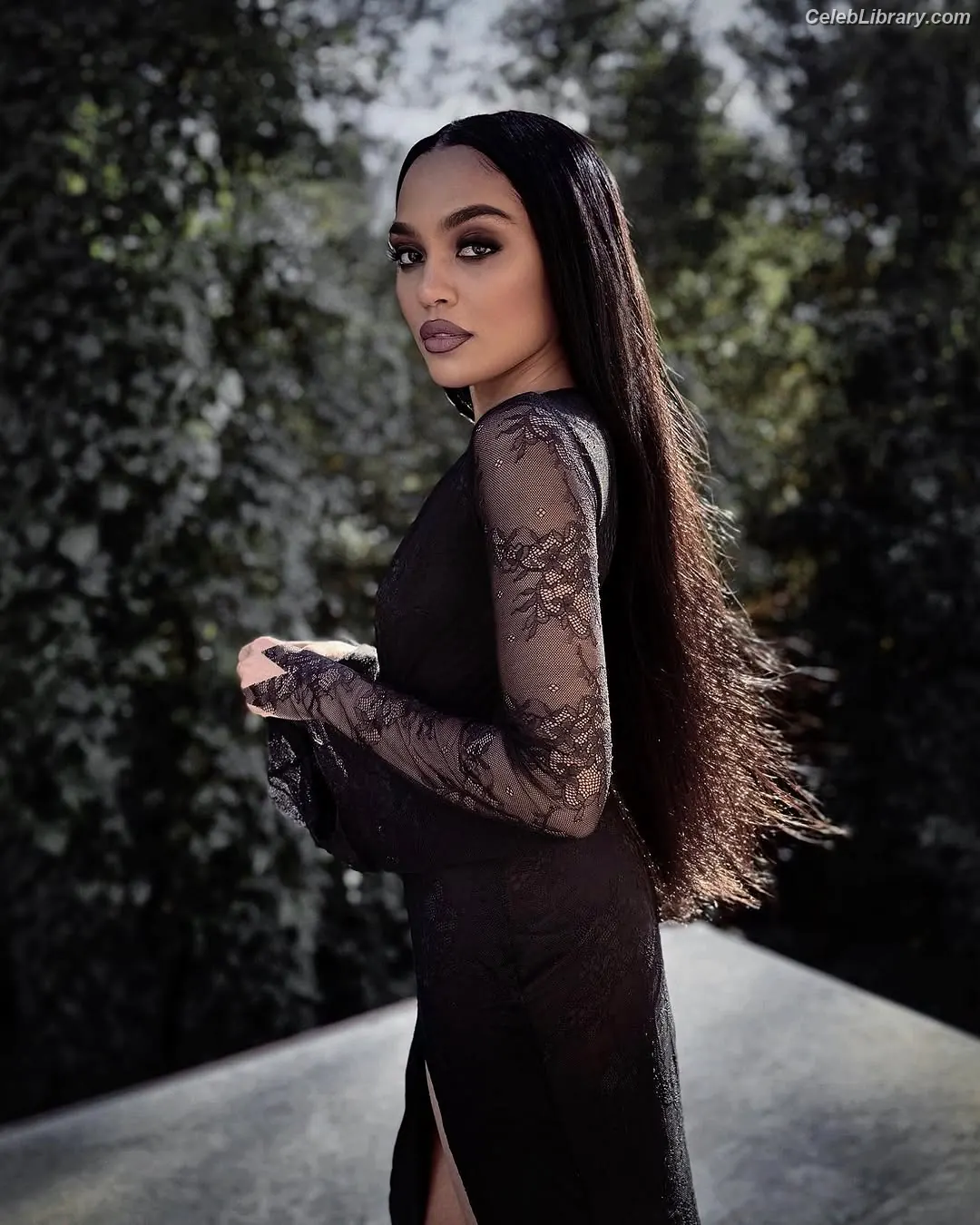 China Anne McClain photo 1 of 114