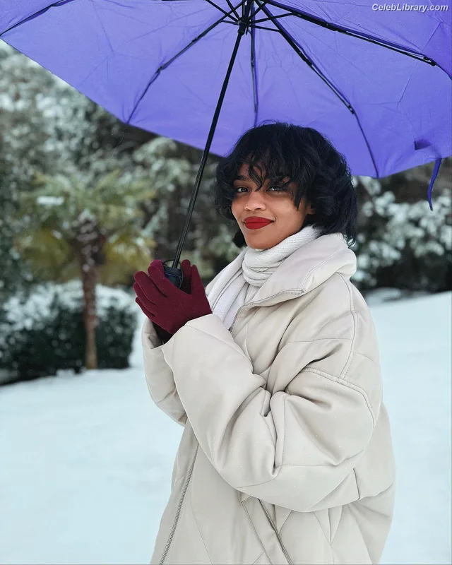 China Anne McClain photo 16 of 115