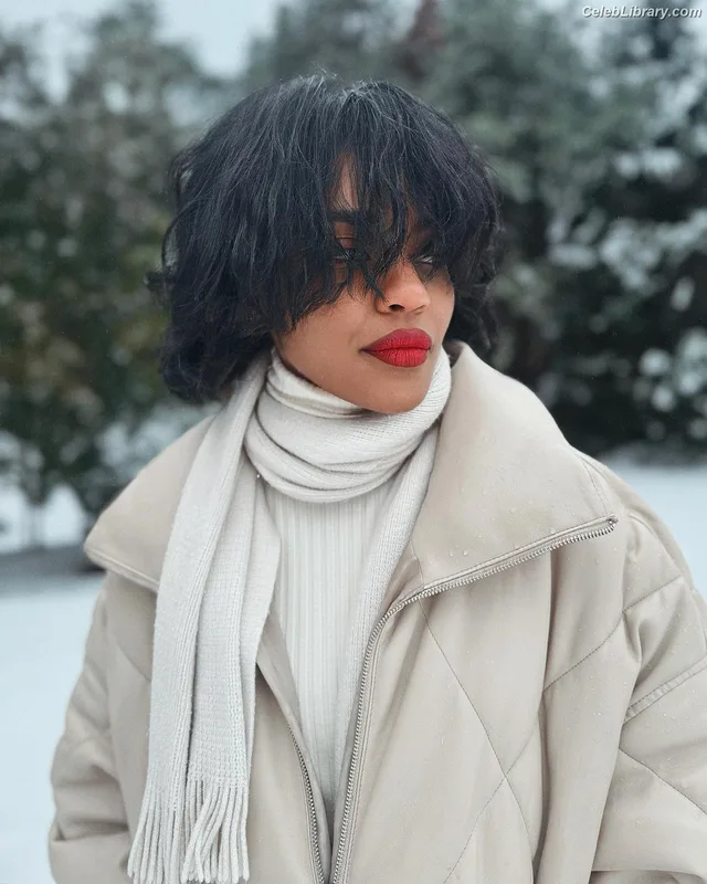 China Anne McClain photo 20 of 115