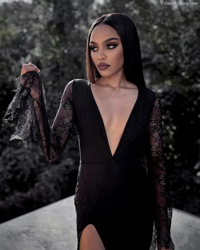 China Anne McClain photo 5 of 115