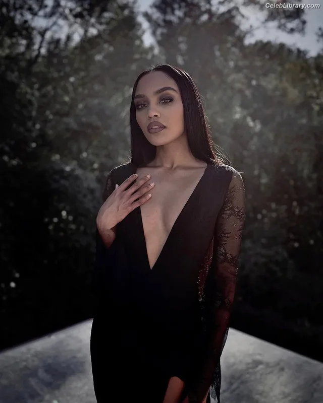 China Anne McClain photo 8 of 115