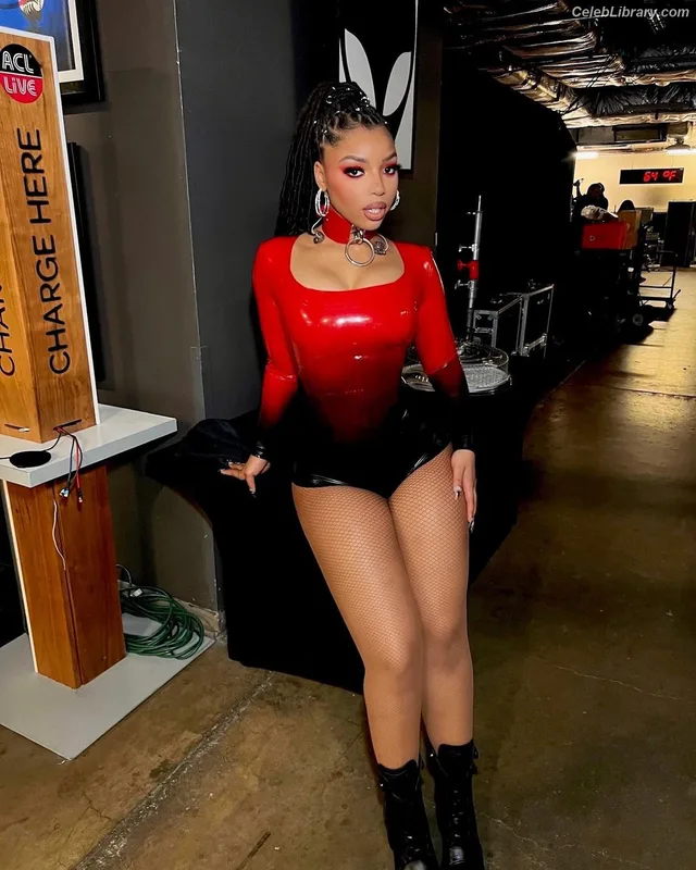 Chloe Bailey photo 1 of 1571