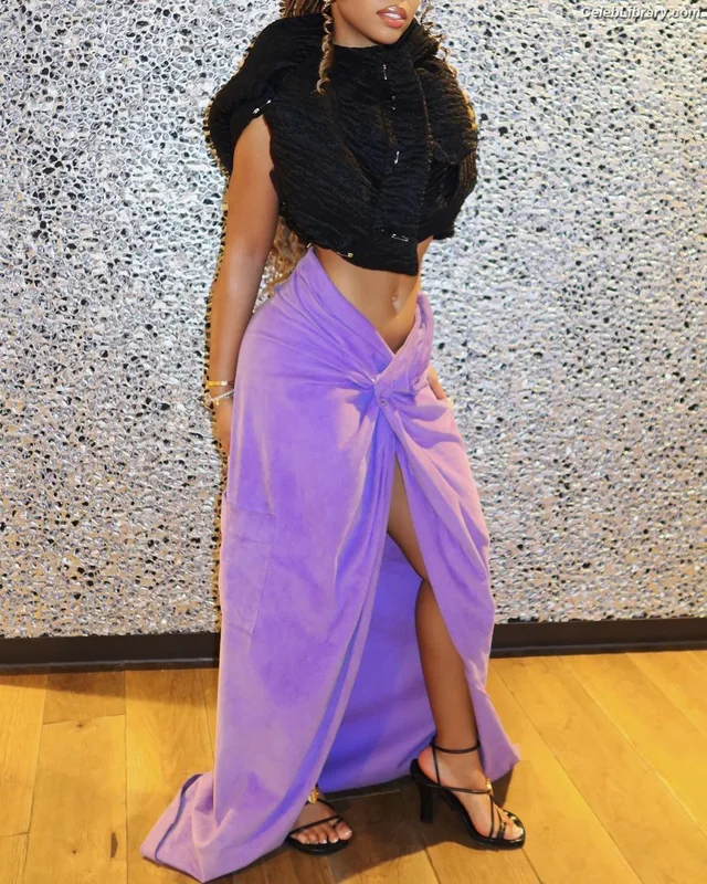 Chloe Bailey photo 2 of 1571