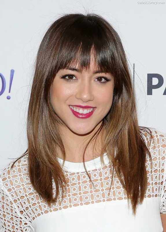 Chloe Bennet photo 21 of 841
