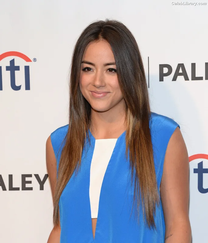 Chloe Bennet photo 1 of 841