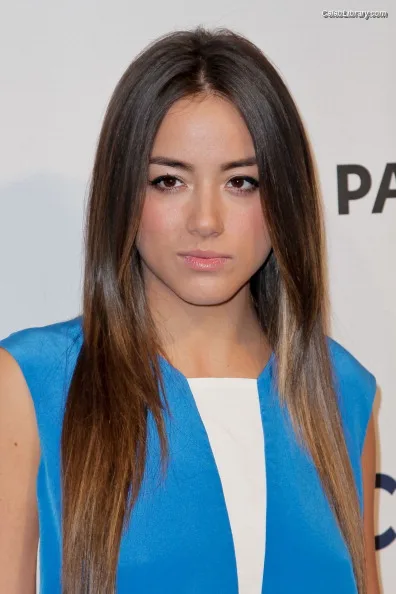 Chloe Bennet photo 6 of 841