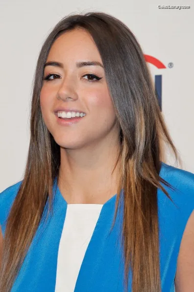 Chloe Bennet photo 19 of 841