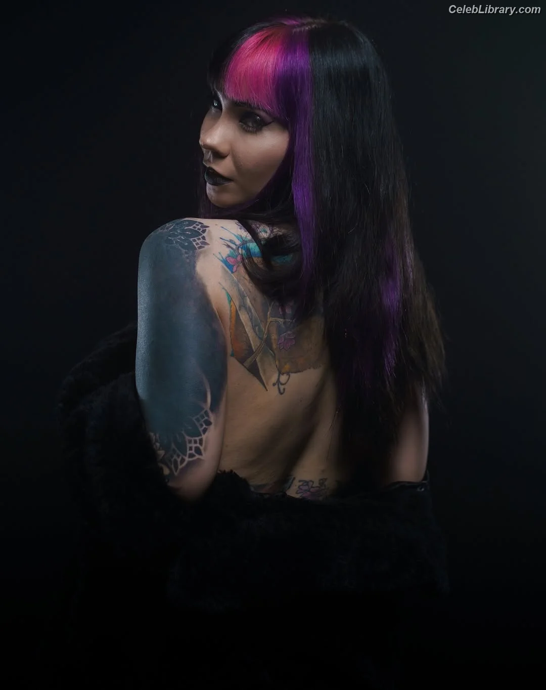 Chloe Drinkwater photo 10 of 988