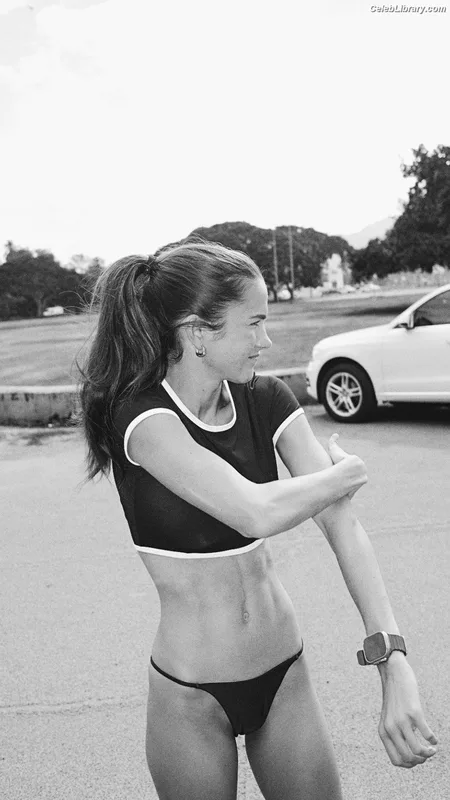 Chloe East photo 12 of 183