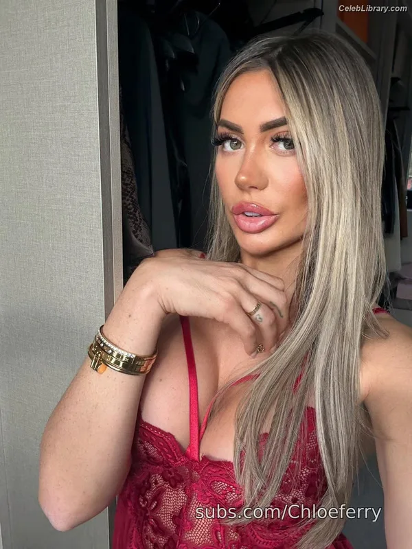 Chloe Ferry Geordie Shore photo 4 of 344