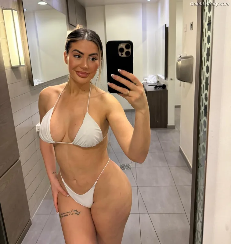 Chloe Ferry Geordie Shore photo 16 of 344