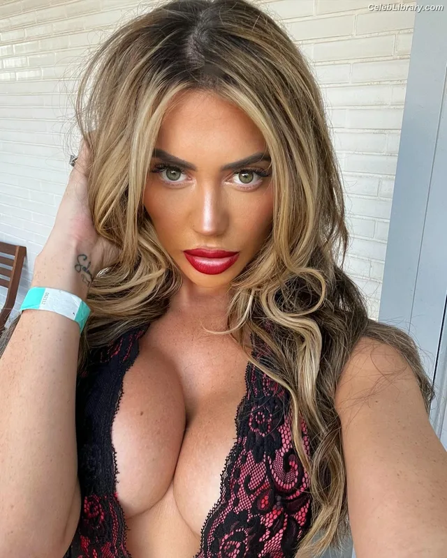 Chloe Ferry Geordie Shore photo 7 of 344