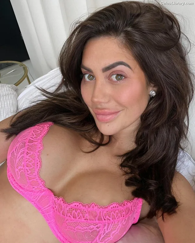 Chloe Ferry Geordie Shore photo 17 of 344