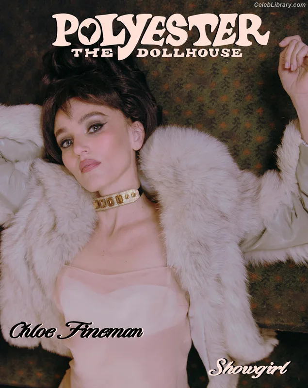 Chloe Fineman photo 13 of 283