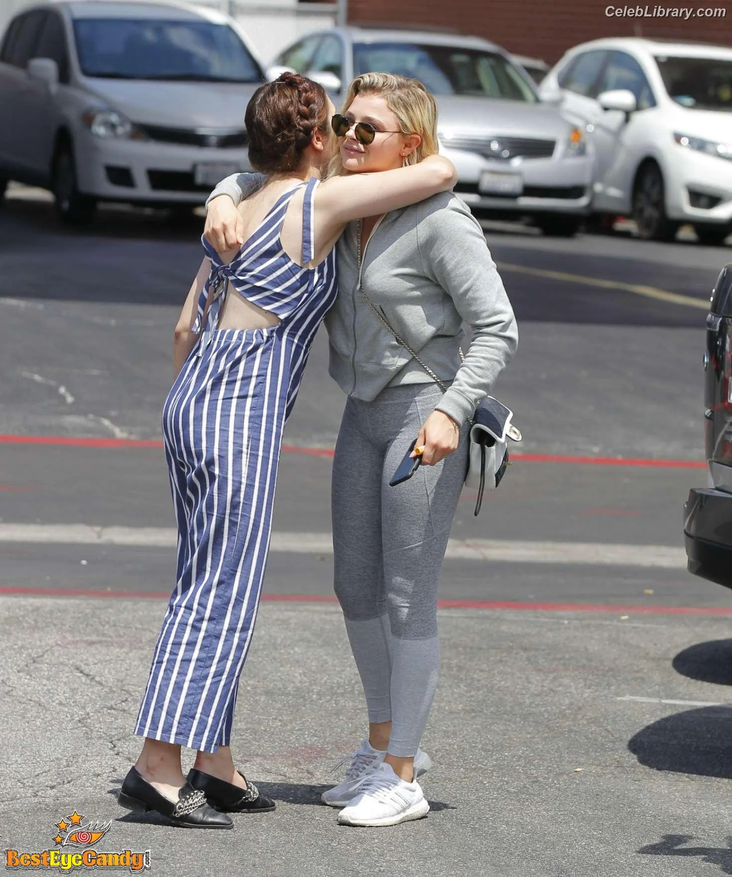 Chloë Grace Moretz photo 22 of 1748
