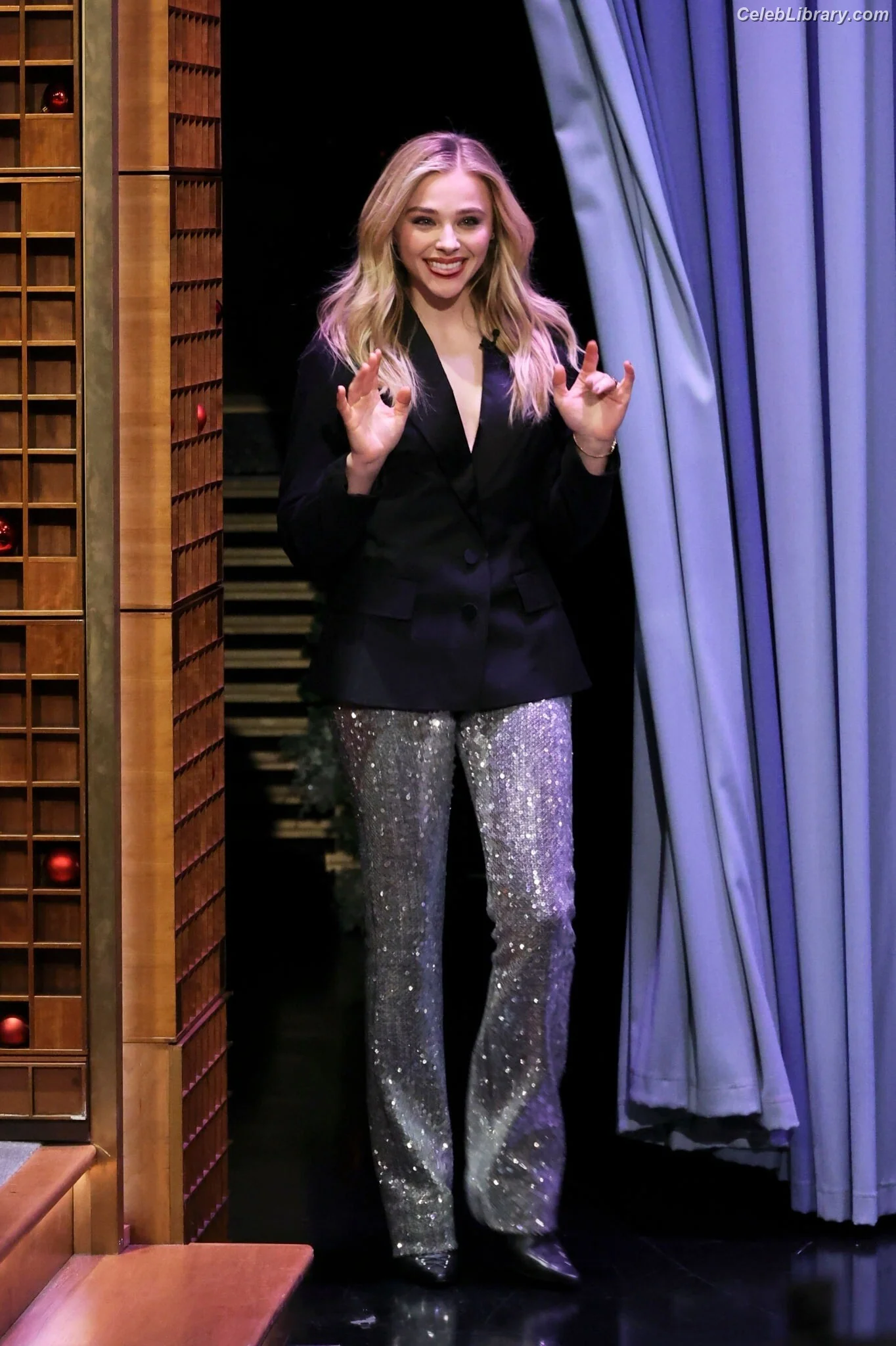 Chloë Grace Moretz photo 12 of 1748
