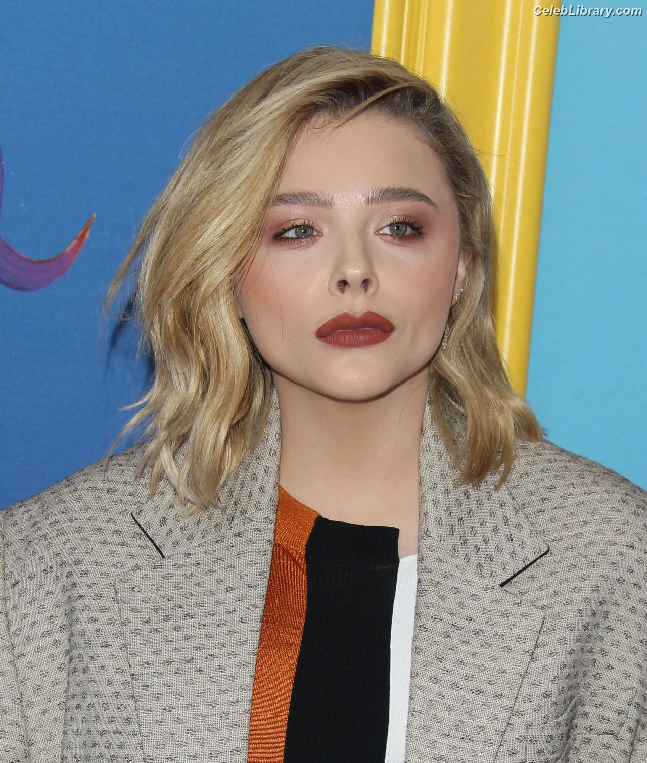 Chloë Grace Moretz photo 5 of 1748
