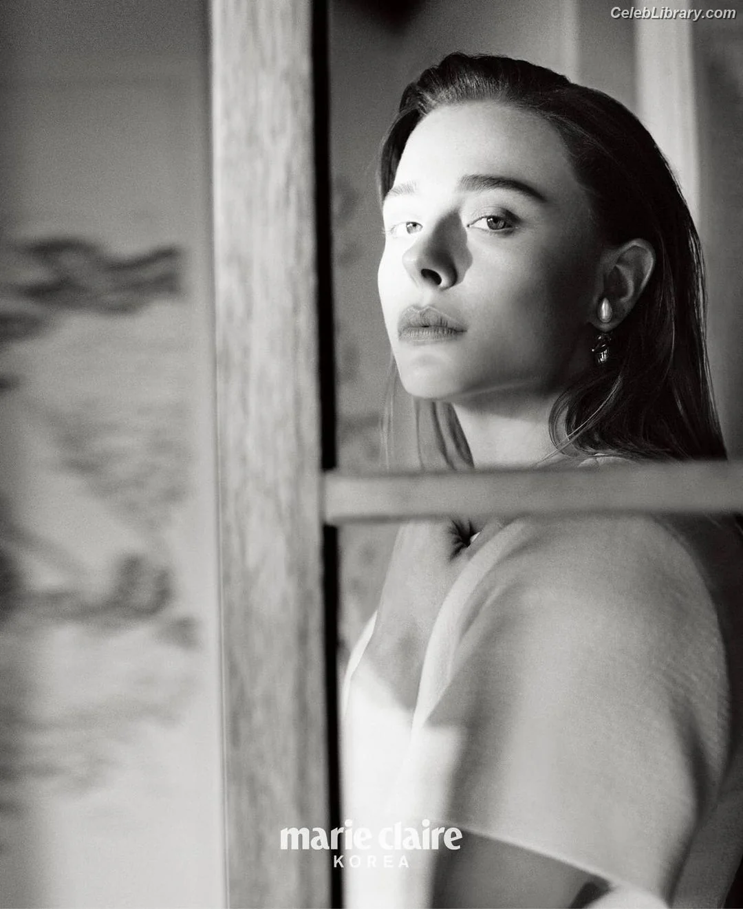 Chloë Grace Moretz photo 12 of 1748