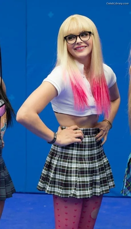 Chloë Grace Moretz photo 9 of 1749