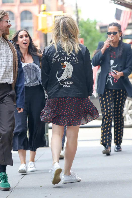 Chloë Grace Moretz photo 14 of 1749