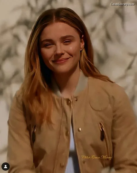 Chloë Grace Moretz photo 3 of 1749