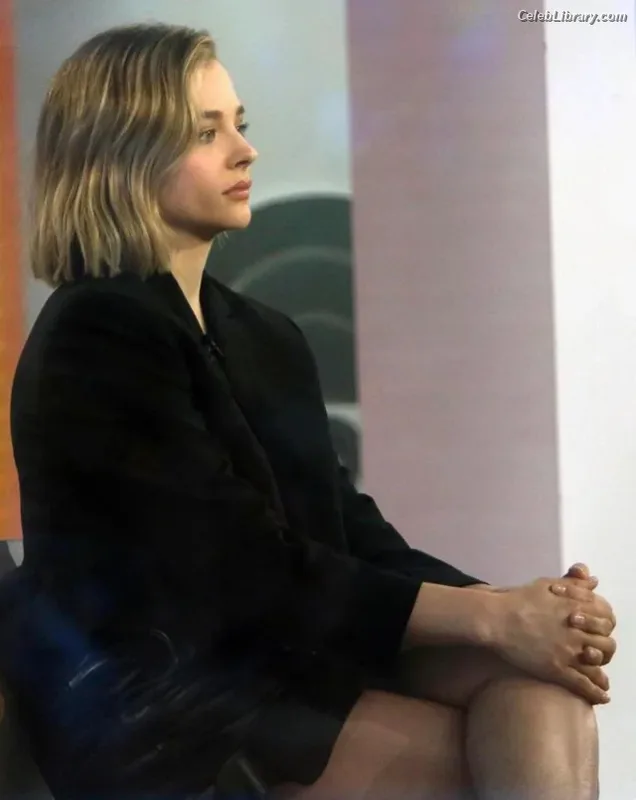 Chloë Grace Moretz photo 19 of 1749