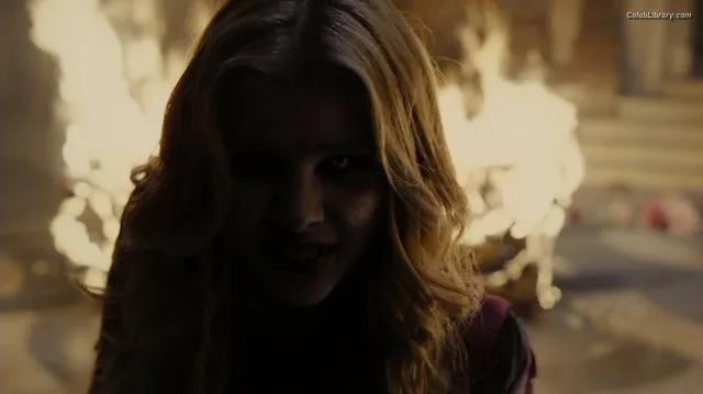 Chloë Grace Moretz photo 13 of 1749