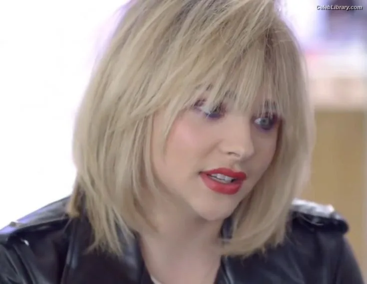 Chloë Grace Moretz photo 16 of 1749
