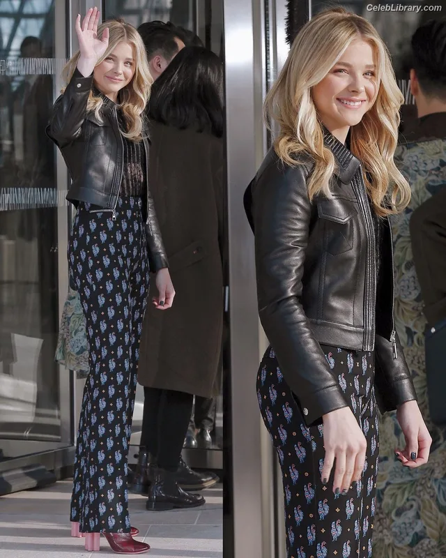Chloë Grace Moretz photo 21 of 1749