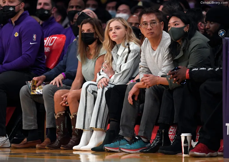 Chloë Grace Moretz photo 14 of 1749
