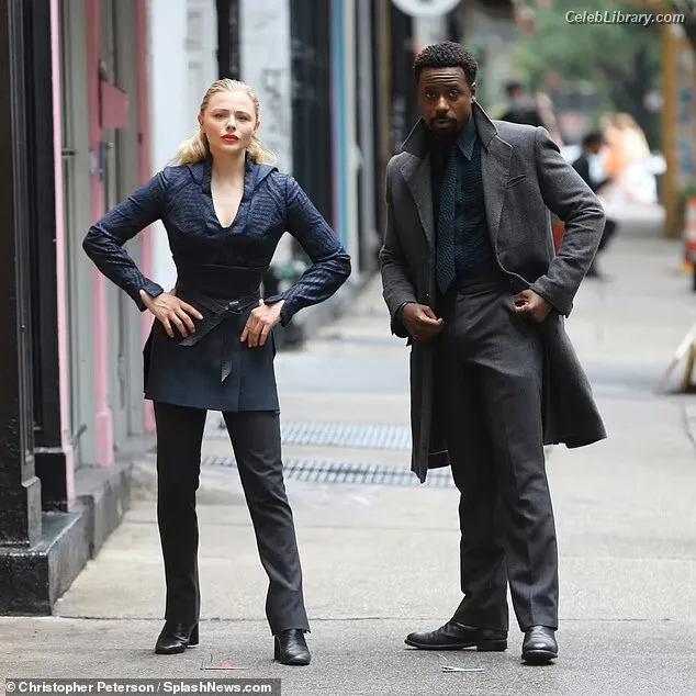 Chloë Grace Moretz photo 24 of 1749