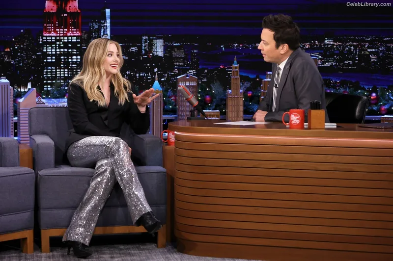 Chloë Grace Moretz photo 11 of 1749