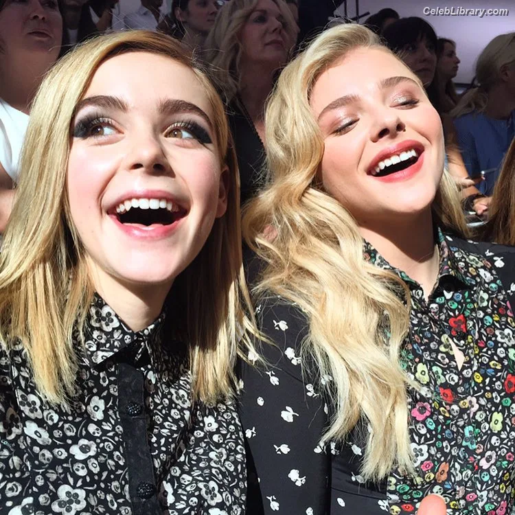 Chloë Grace Moretz photo 6 of 1749