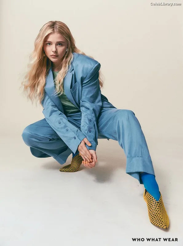 Chloë Grace Moretz photo 19 of 1749