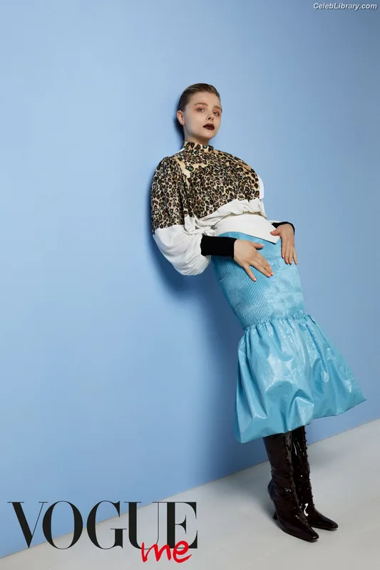 Chloë Grace Moretz photo 4 of 1749