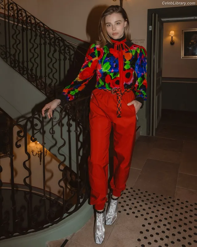 Chloë Grace Moretz photo 13 of 1749