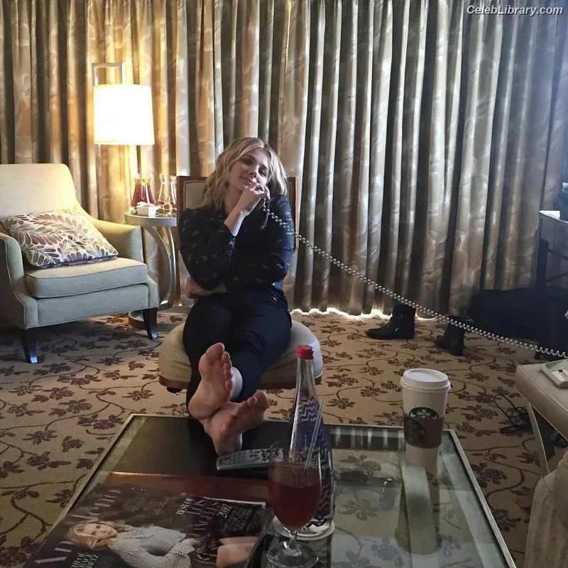 Chloë Grace Moretz photo 14 of 1749