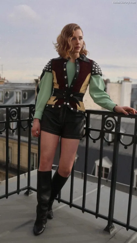 Chloë Grace Moretz photo 19 of 1749