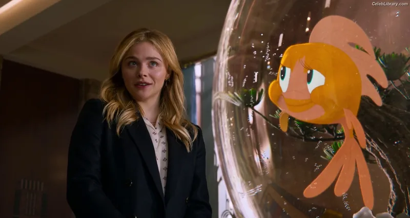 Chloë Grace Moretz photo 10 of 1749