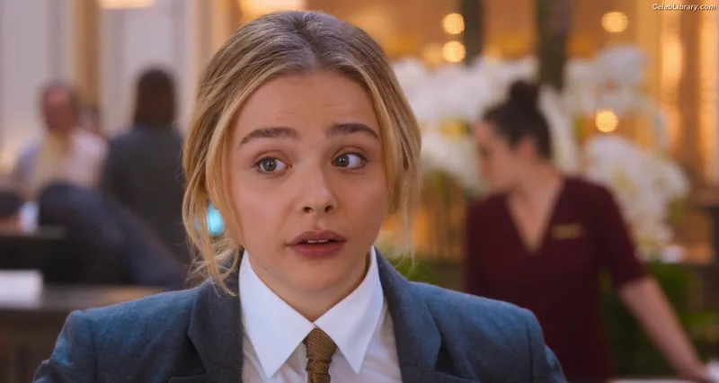 Chloë Grace Moretz photo 12 of 1749